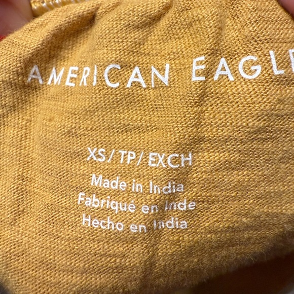 American Eagle Crop Top Yellow Embroidered Off Shoulder Cottagecore Boho Size XS - Picture 6 of 7